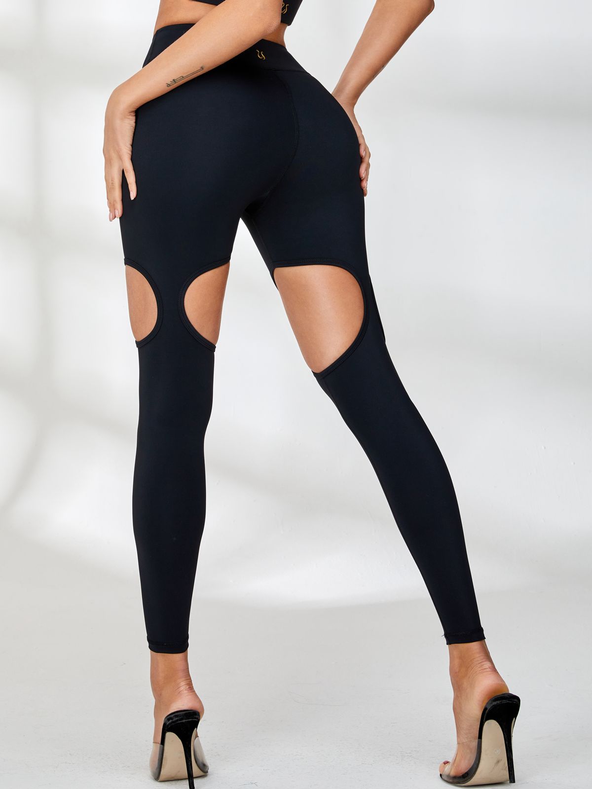 Unique Cutout High-rise Leggings