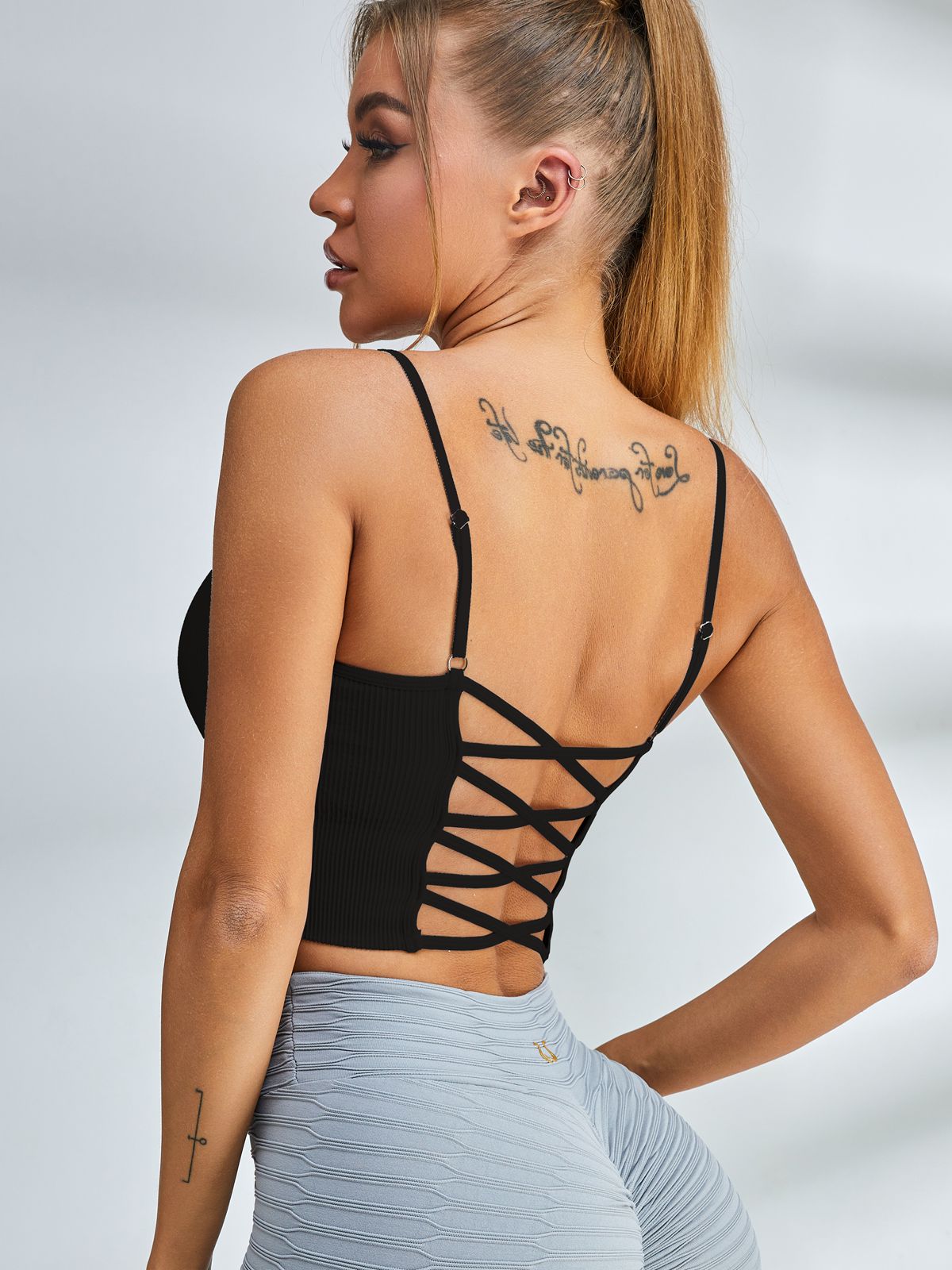 Ribbed Cross Back Sports Bras