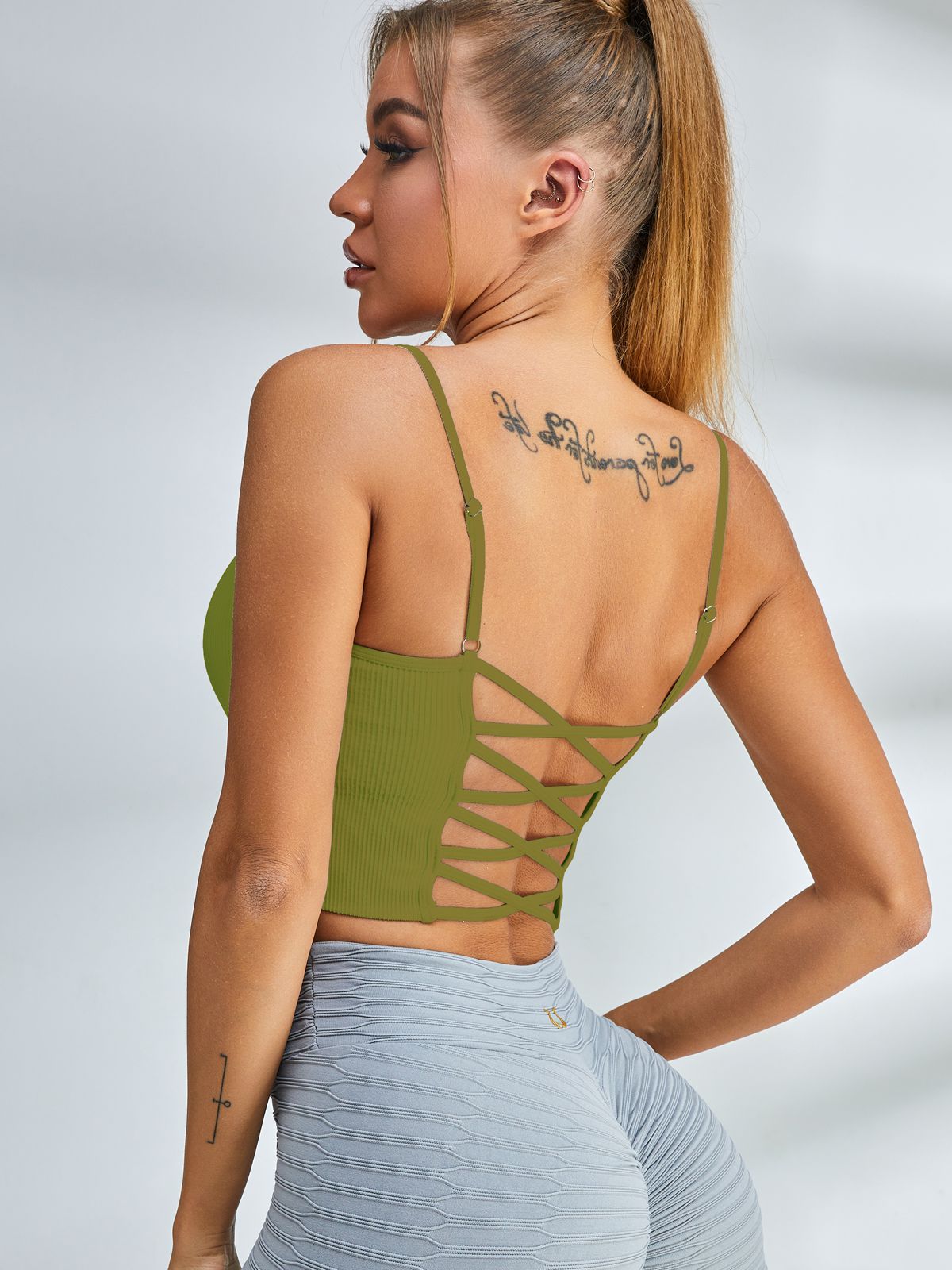 Ribbed Cross Back Sports Bras