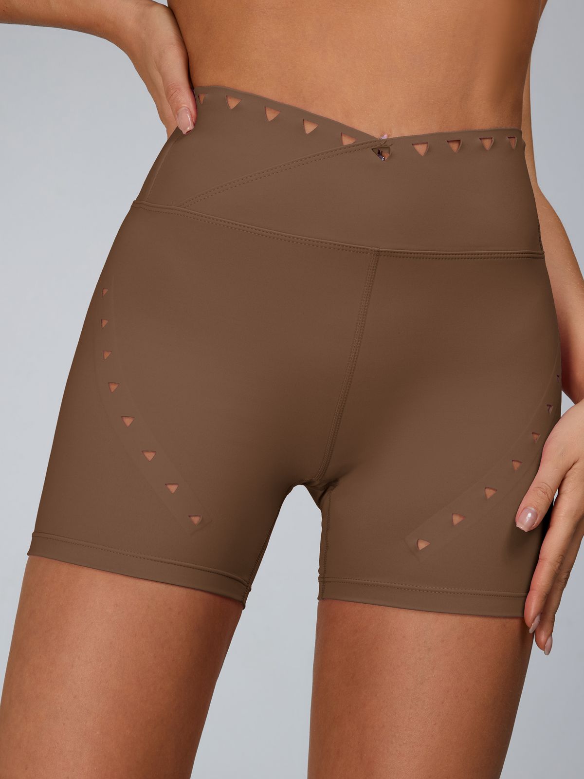 Cutout V Shape Waist Leggings