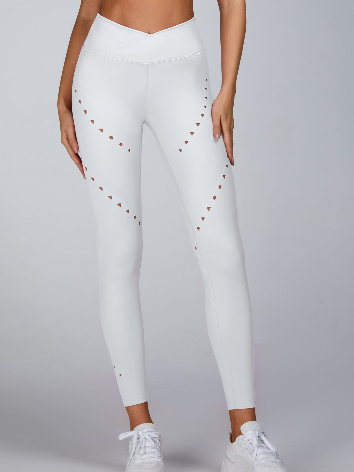 Cutout V Shape Waist Leggings